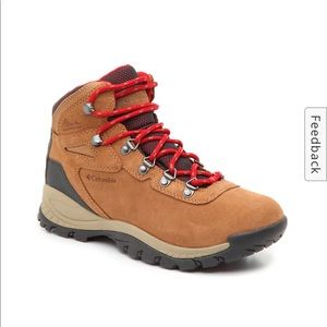 NWT Columbia Newton Ridge Hiking Boots
